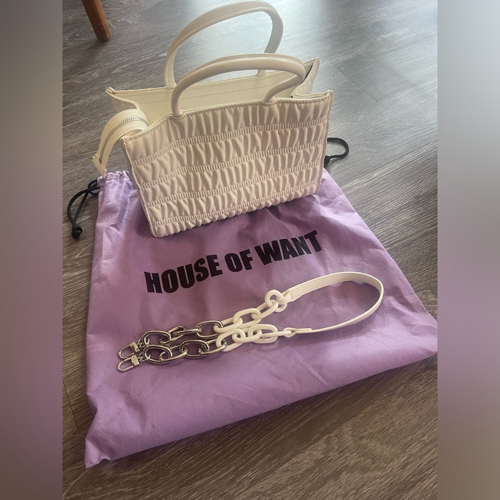 House of Want White (Nordstrom) Bag |Versatile Strap Option - Picture 5 of 5